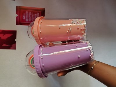 Aesthetic cup