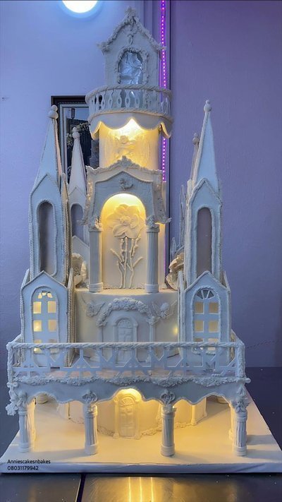 Castle wedding cake